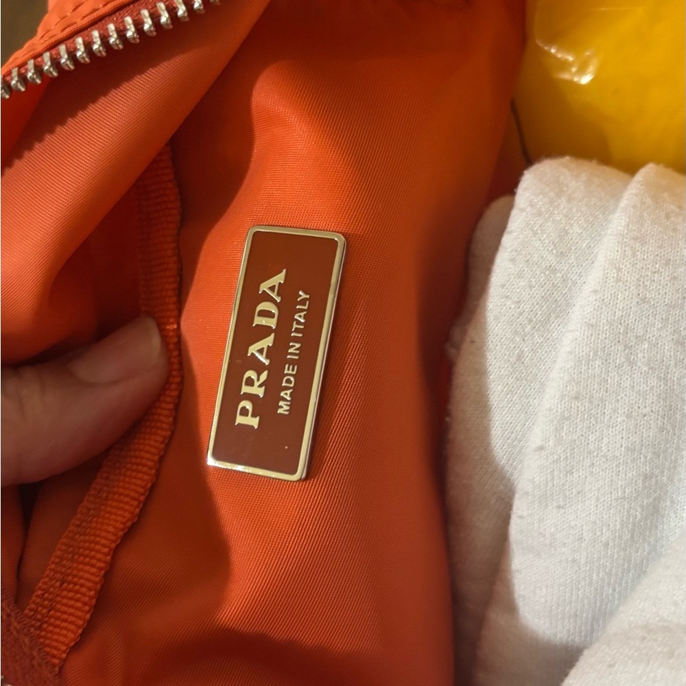 PRADA Semitracolla Vitello Vela Sport Bag - Orange   Authenticity cards included - Picture 8 of 11